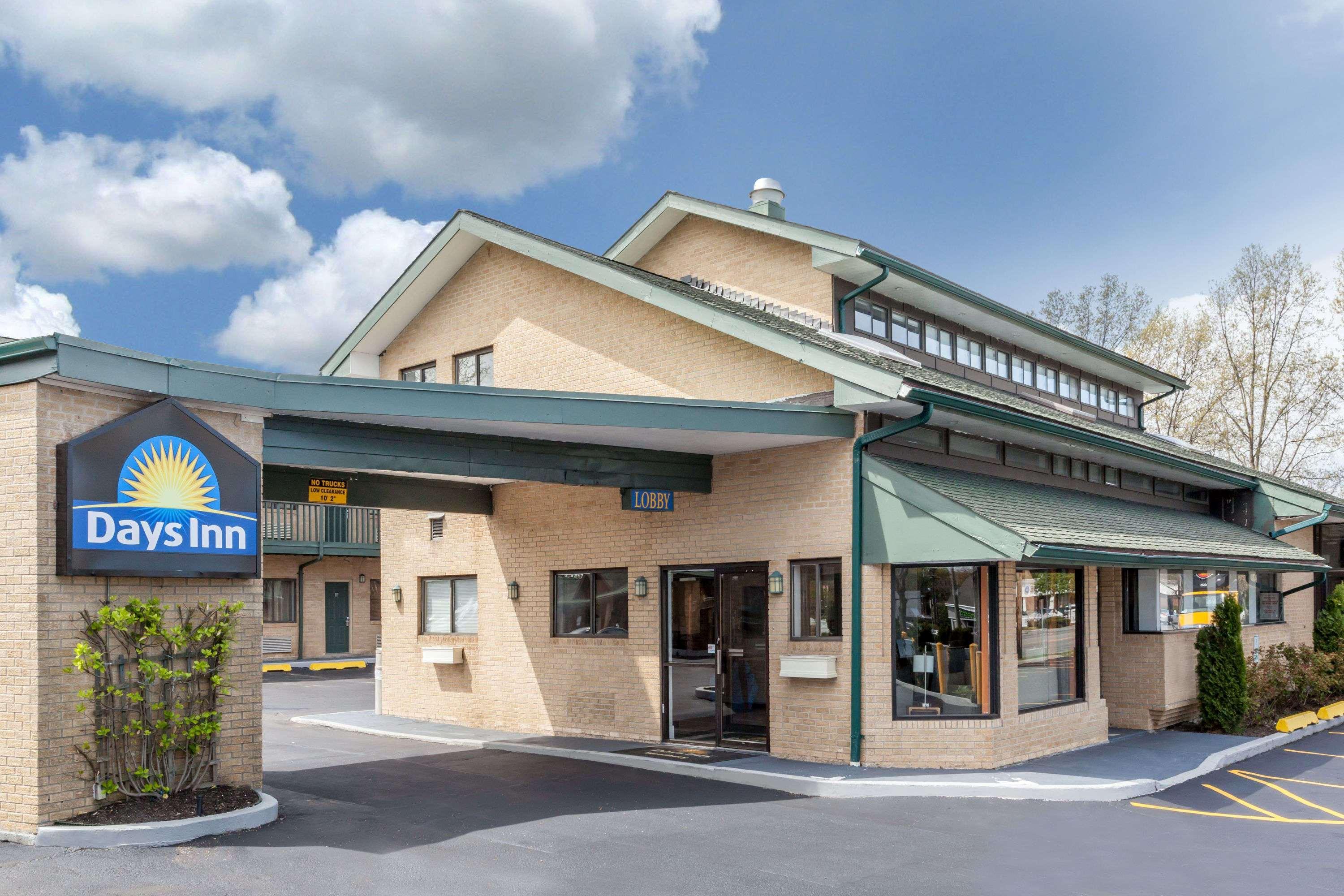 Days Inn By Wyndham Woodbury Long Island Zewnętrze zdjęcie