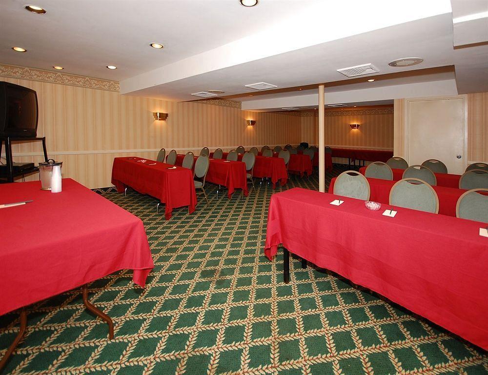 Days Inn By Wyndham Woodbury Long Island Zewnętrze zdjęcie